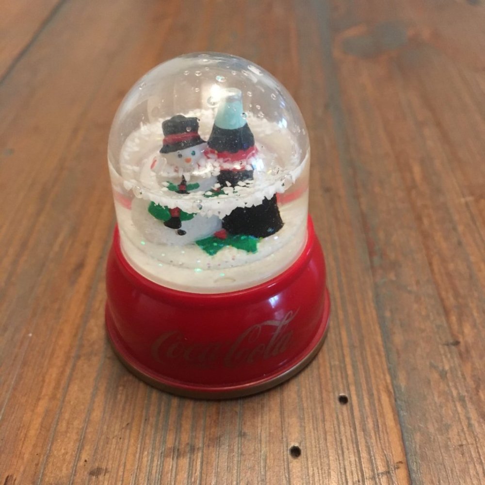 Vintage Coca - Cola Christmas snowball